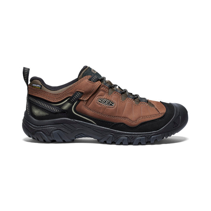 A men's hiking boot with a waterproof bison black color, featuring a lace-up closure, a rubber sole, and a sturdy upper.