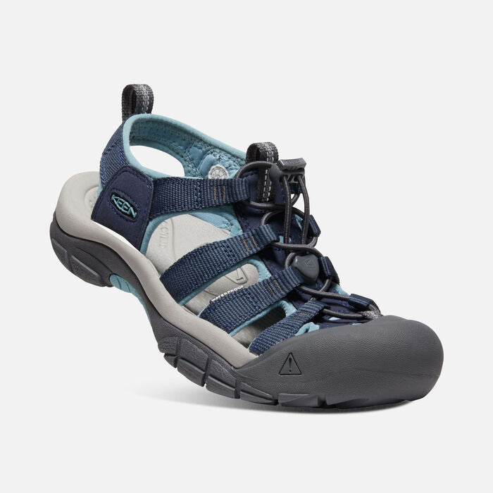 Women's Newport H2 Navy Magnet